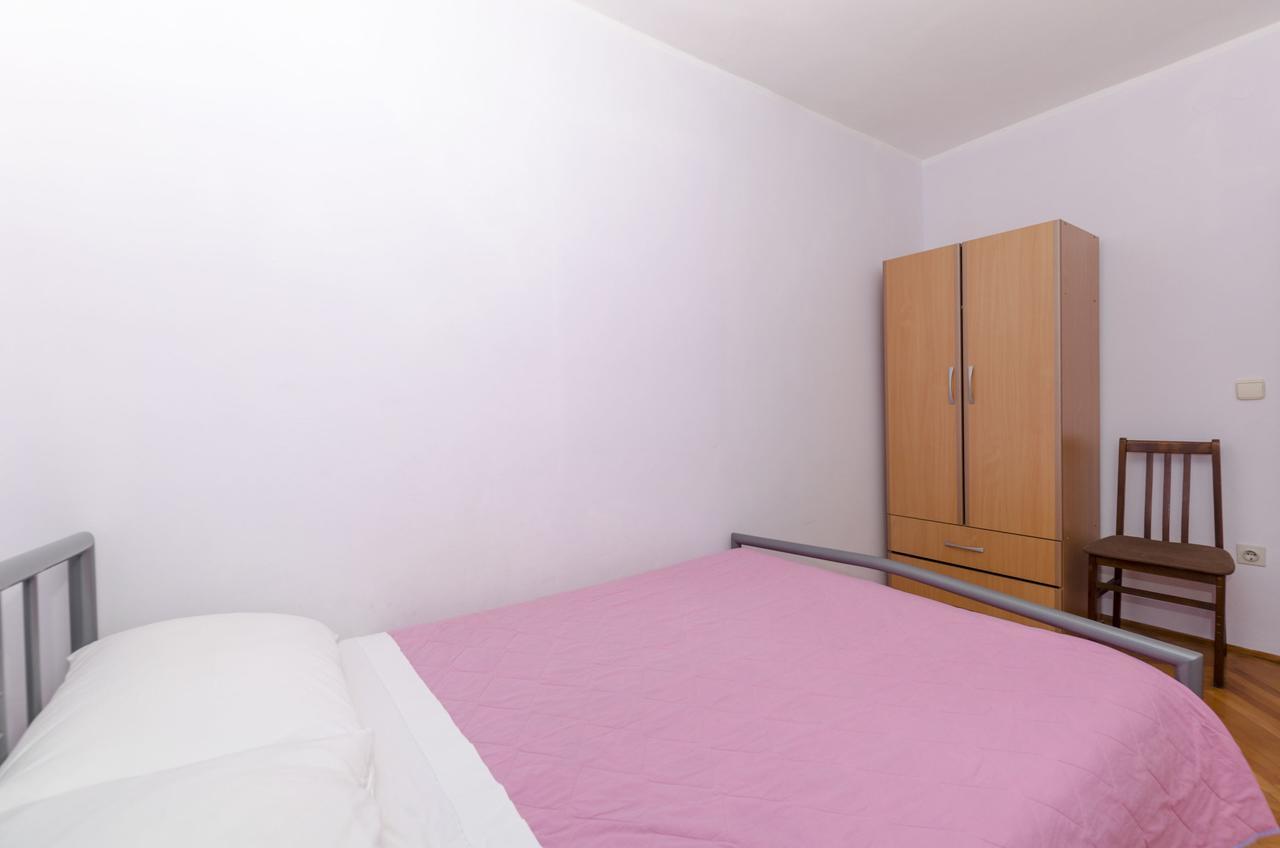 Apartments Katica พรีมอชเตน ภายนอก รูปภาพ