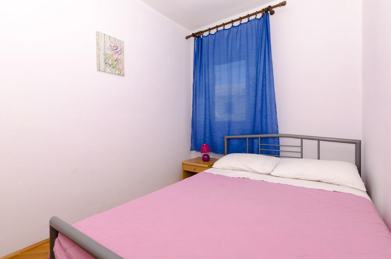 Apartments Katica พรีมอชเตน ภายนอก รูปภาพ
