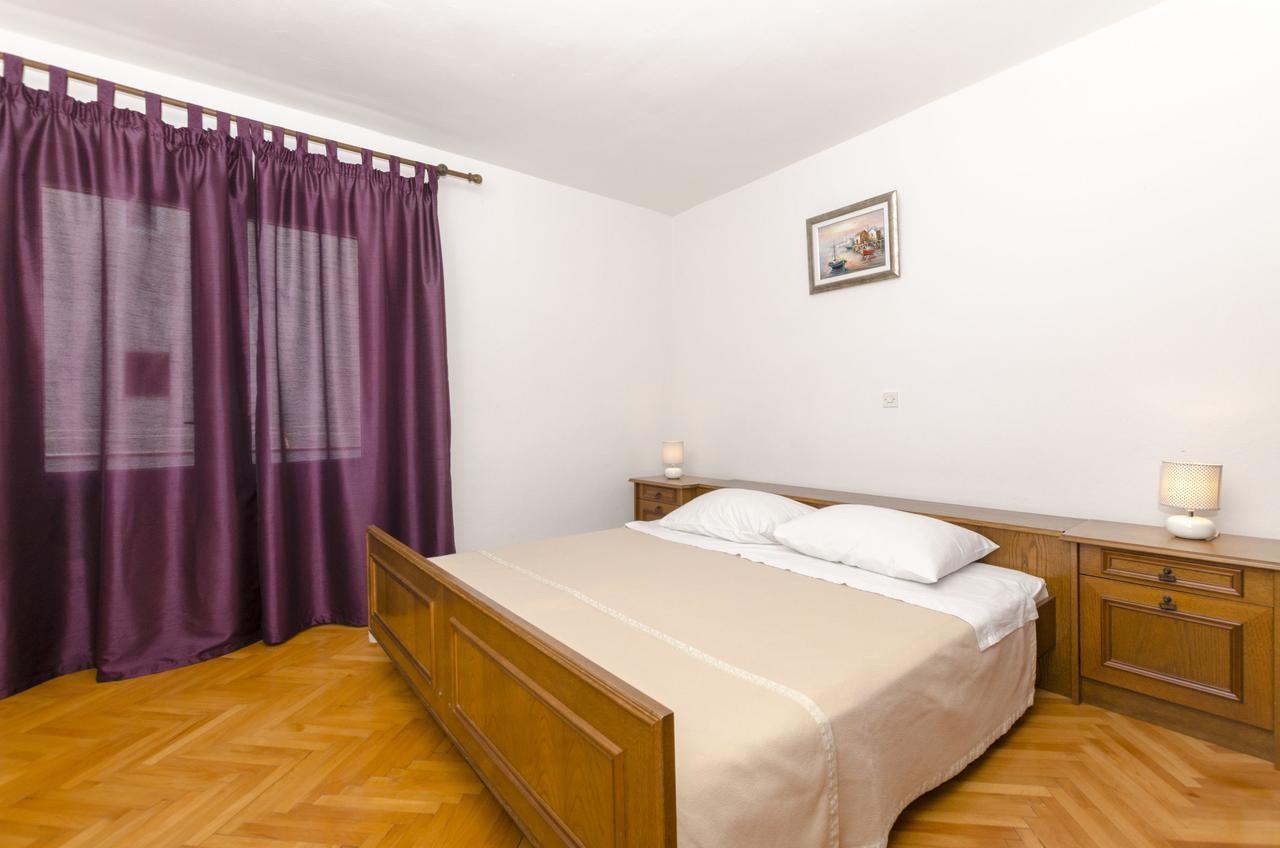 Apartments Katica พรีมอชเตน ภายนอก รูปภาพ